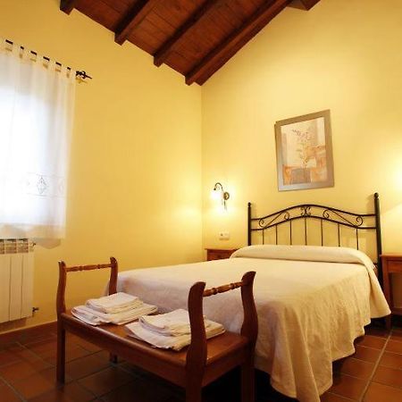 Casa Rural Puerta Del Sol II De 2 Habitaciones Candelario Extérieur photo