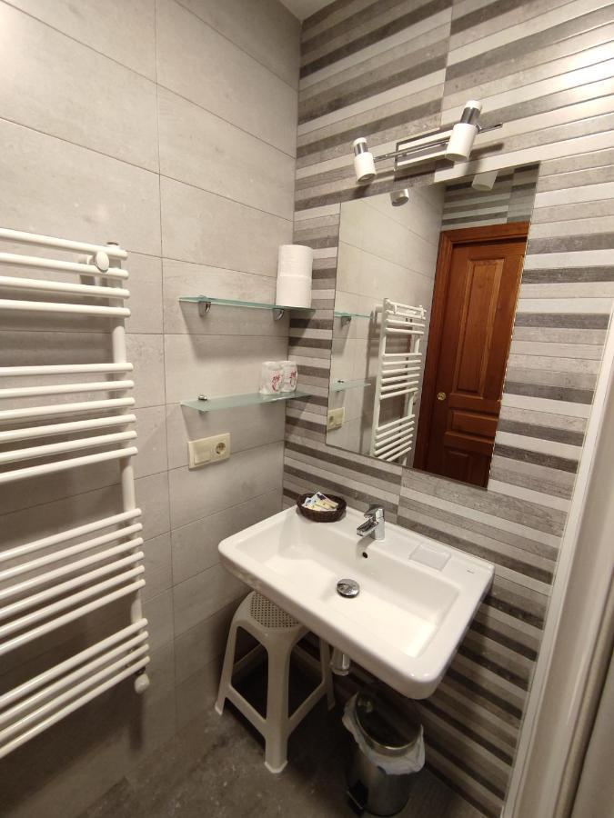 Casa Rural Puerta Del Sol II De 2 Habitaciones Candelario Extérieur photo